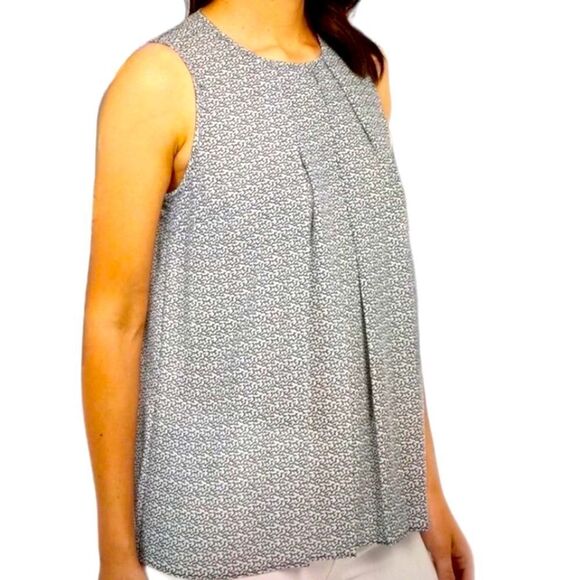 Micheal Kors Sleeveless Round Neck Semi Sheer Navy Geometric Print Blouse - Picture 1 of 4